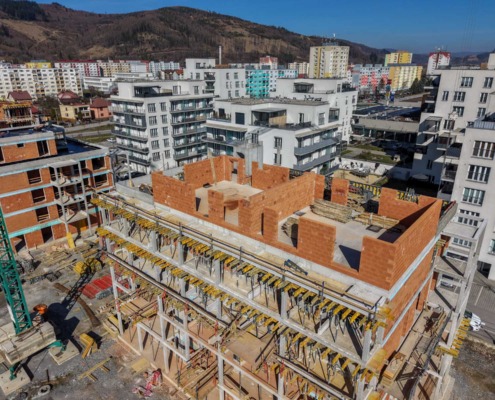 Kamence - Marec 2026