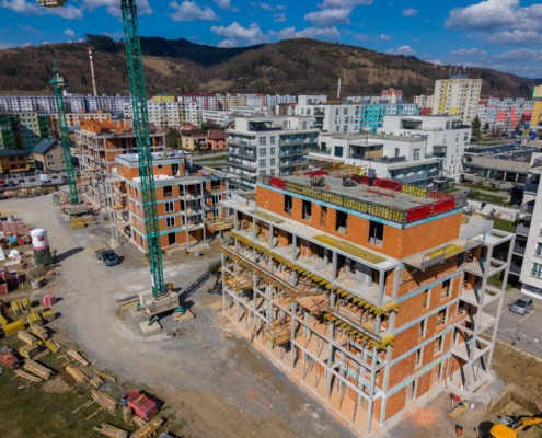 Kamence - Marec 2026